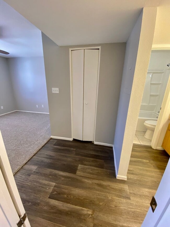 Building Photo - 2 bedroom 2 bath Condo near ASU