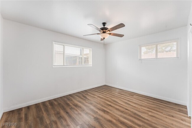 Building Photo - 1109 Tumbleweed Ave