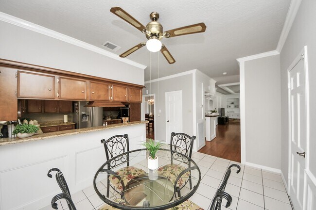 Building Photo - 20626 Chestnut Hills Dr