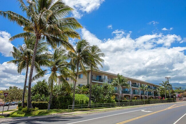 Building Photo - Fully Furnished 2 Bed/ 2 Bath Hale Kanani ...