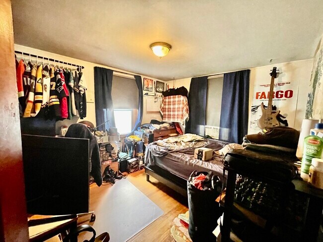 Building Photo - 226 Nevada St