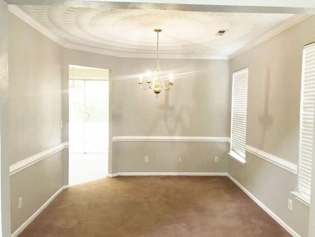 Building Photo - Oakbrooke Meadows