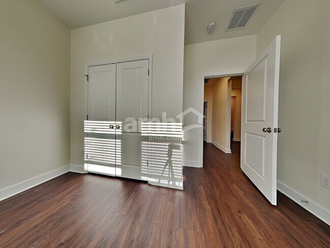 Building Photo - 1177 Walden Pond Dr