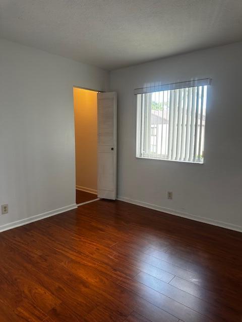 Building Photo - 435 Pine Glen Ln