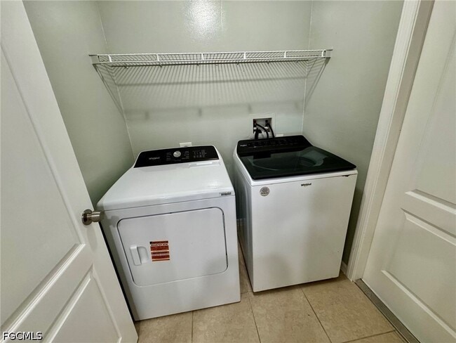 Building Photo - 714 Knox Ave S