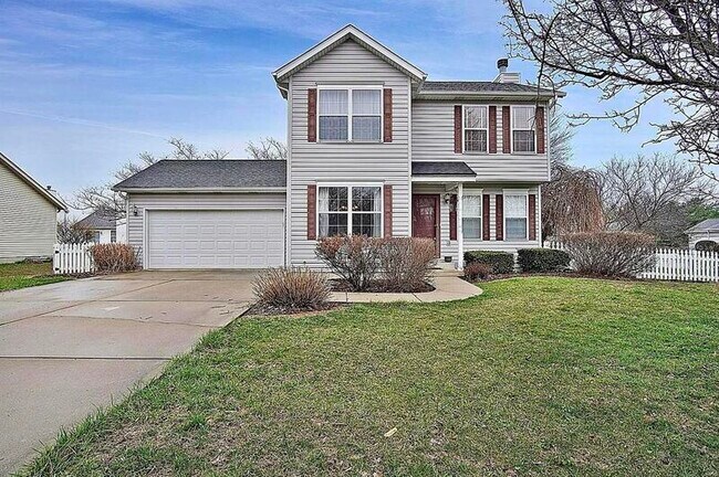 Primary Photo - 320 Ring of Kerry Dr