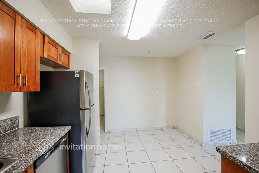 Building Photo - 7440 Johnson St