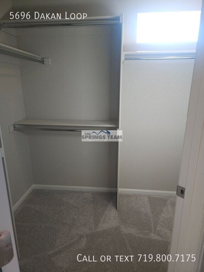 Building Photo - 5696 Dakan Lp