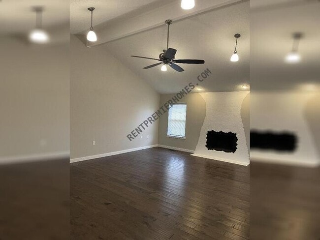 Building Photo - 3 Havenwood Ln