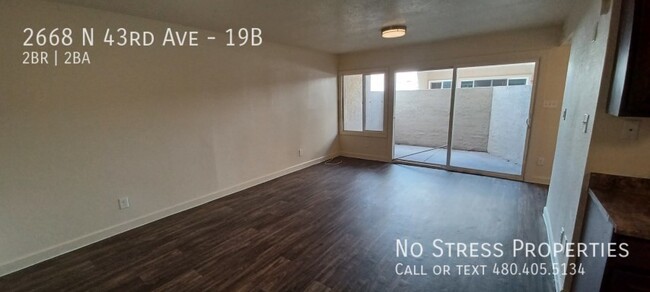 Building Photo - 2 Bed 2 Story Condo off 43rd Ave and Thomas!