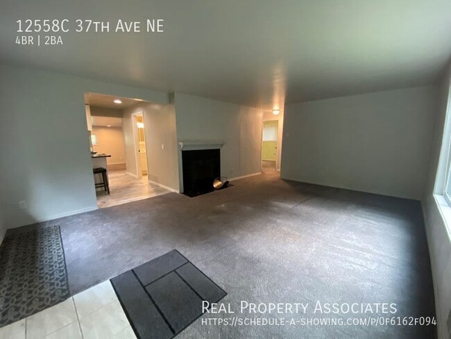 Building Photo - 12558C 37th Ave NE-