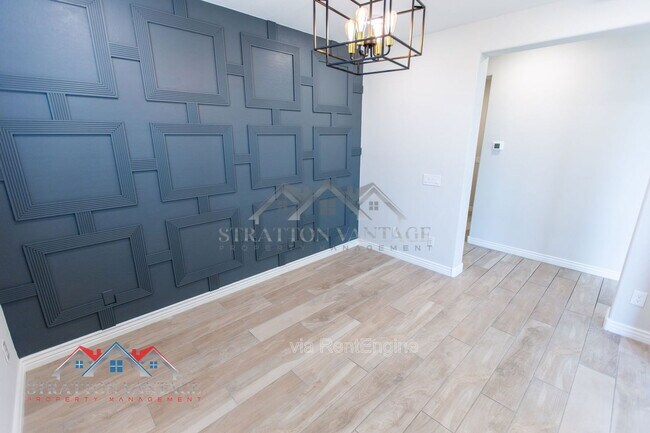 Building Photo - 5100 E Rancho Paloma Dr