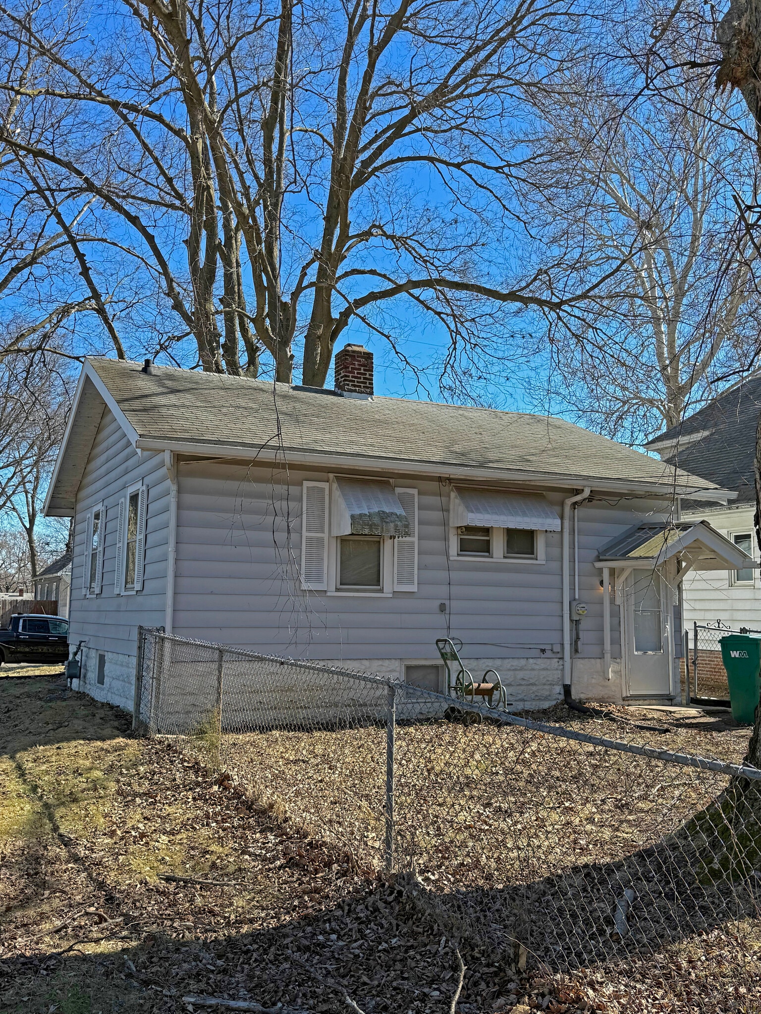 Building Photo - 2017 N Graceland Ave