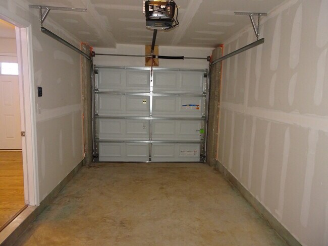Building Photo - Newly built Town Home for Rent in Williams...