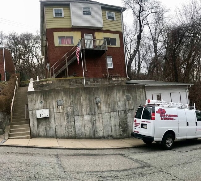 Building Photo - 112 Rockwood Ave