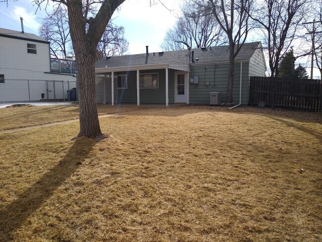 Building Photo - University Hills  Adorable 2 Bed 1 Bath Home with HUGE Fenced Yard, Central Air/Heat, Garage and ...