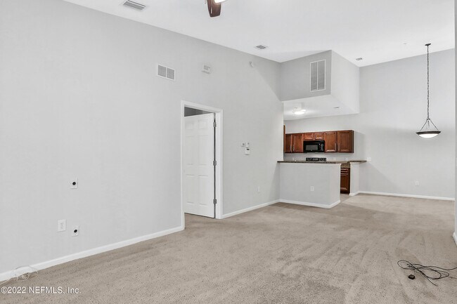 Building Photo - 8241 Pelican Landing Rd