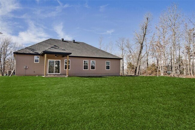 Building Photo - 247 Kinross Dr