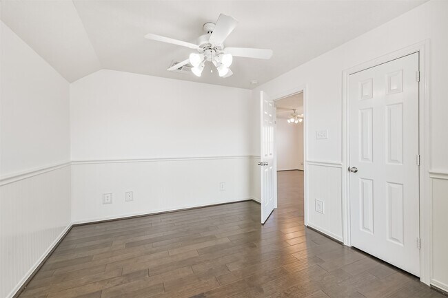 Building Photo - 2507 Liza Ct