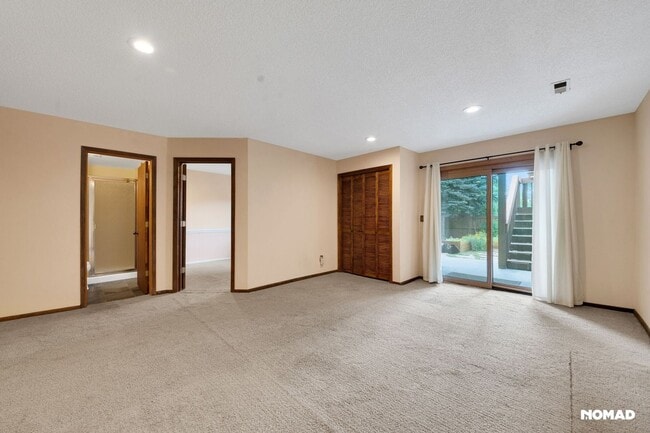 Building Photo - Charming 1BR Townhome in Lakewood