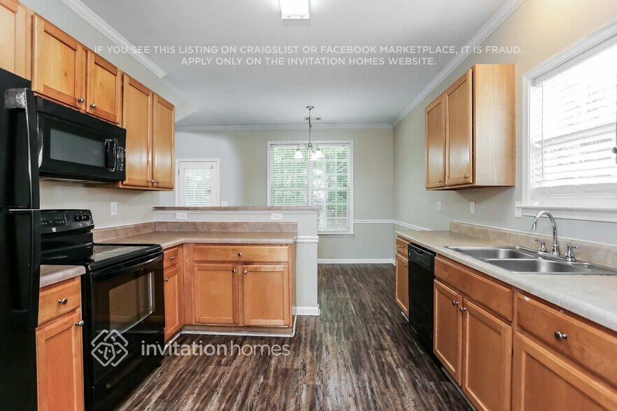 Building Photo - 3337 Pate Creek View