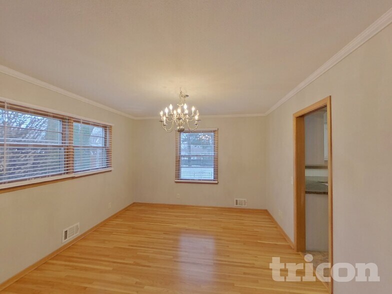 Building Photo - 13408 Colfax Ave S