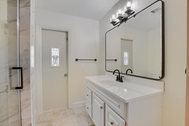 Building Photo - 2334 Timbercreek Cir NW