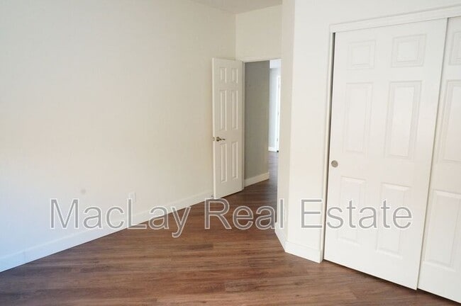 Building Photo - 15410 S 17th Ln