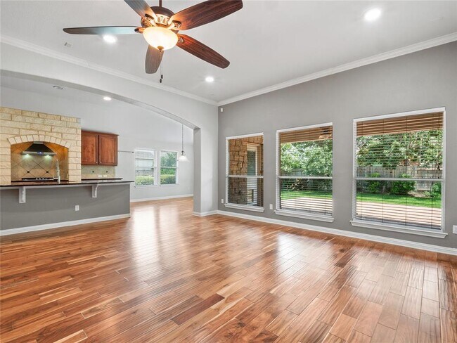Building Photo - 802 Wood Mesa Dr