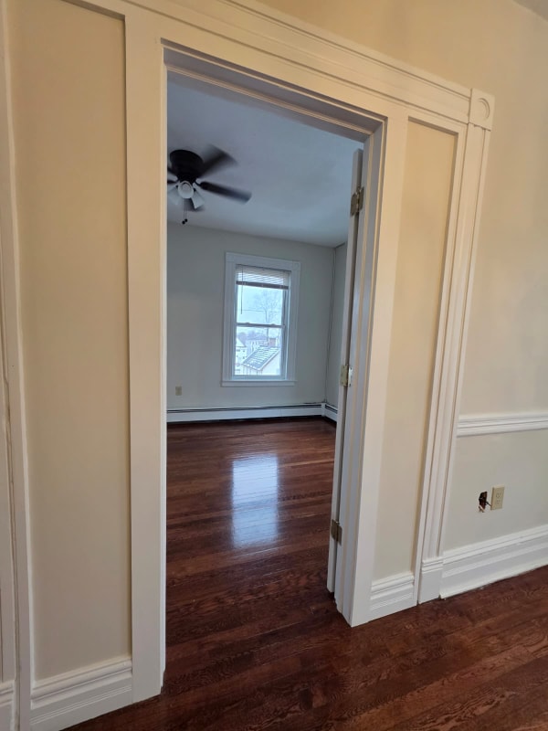 Building Photo - 25-25 Whitmore St