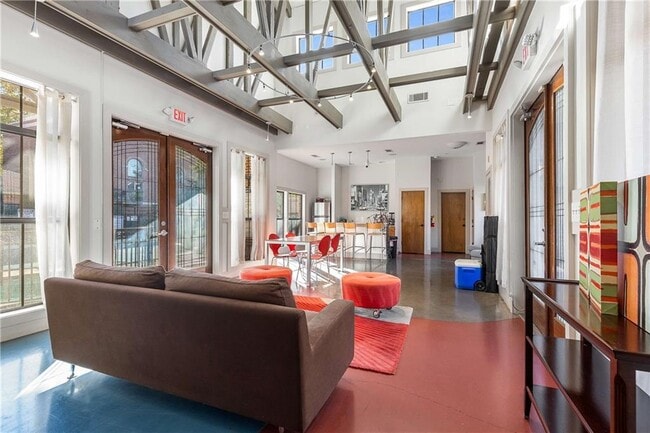 Building Photo - 791 Wylie St SE