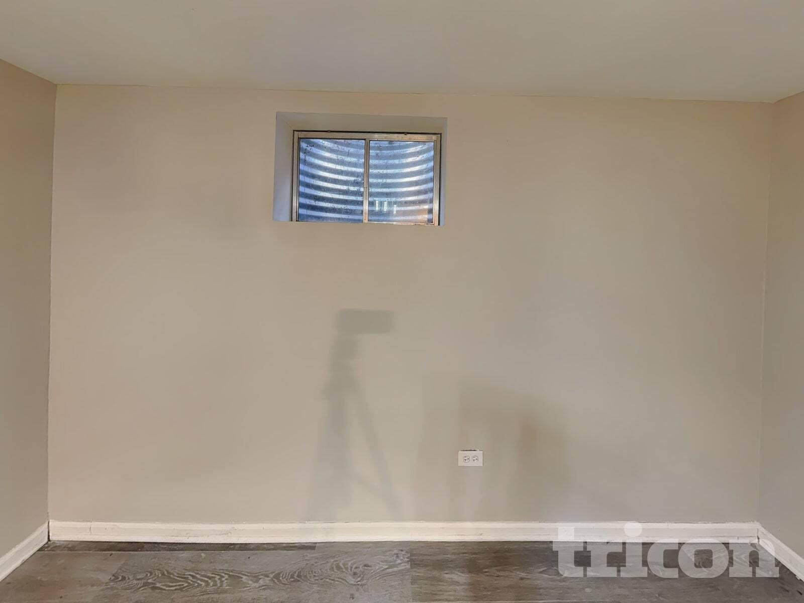 Building Photo - 2005 Alpine Way