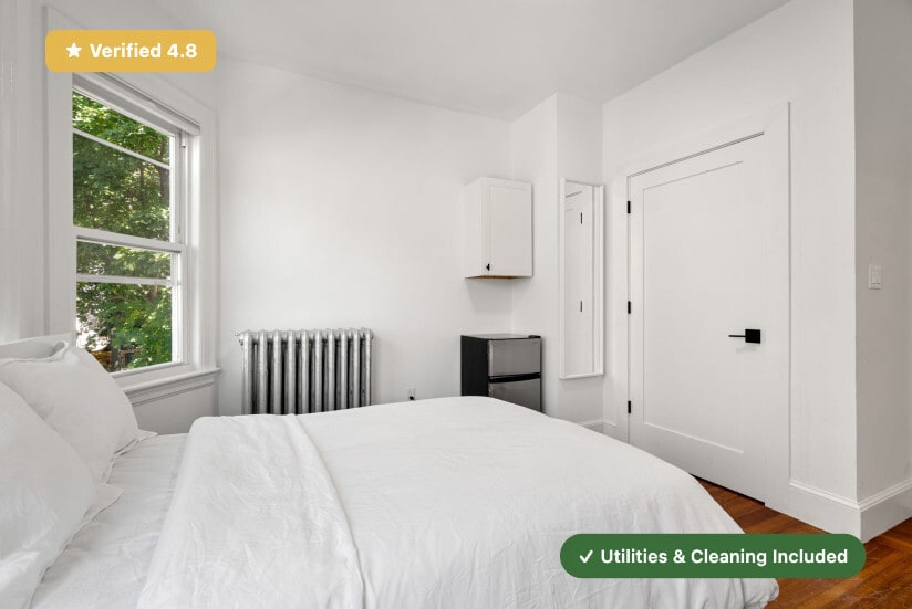 Building Photo - RoostUp Furnished Private Bedroom with Pri...