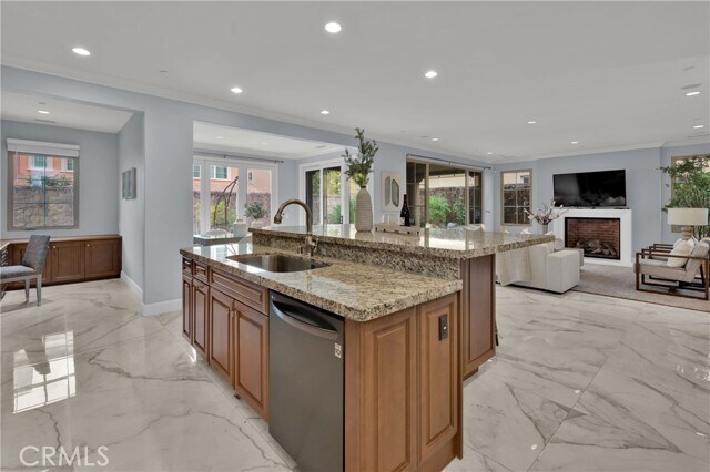 Building Photo - 67 Livia