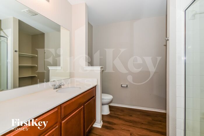 Building Photo - 1229 Koto Wood Dr