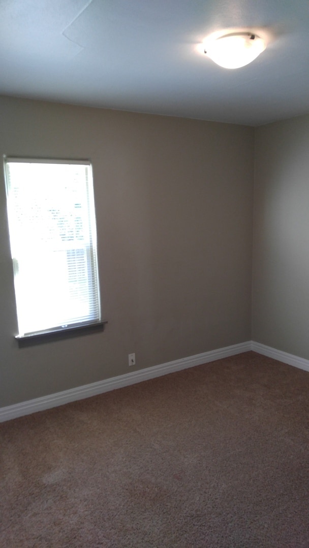Building Photo - Available soon!! Newly Renovated Shadle Di...