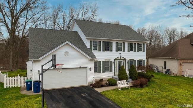 Building Photo - 83 Huntingwood Dr