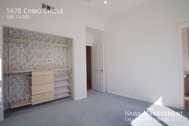 Building Photo - 5678 Como Cir