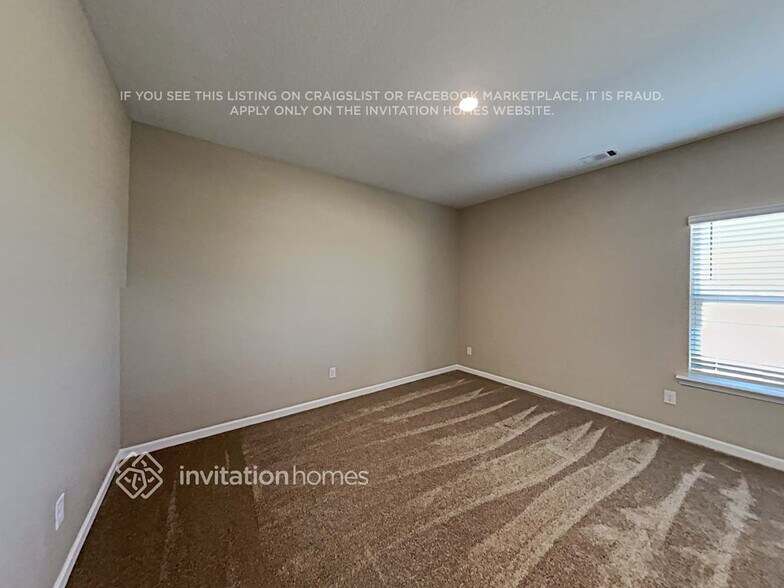 Building Photo - 457 Samara Ct