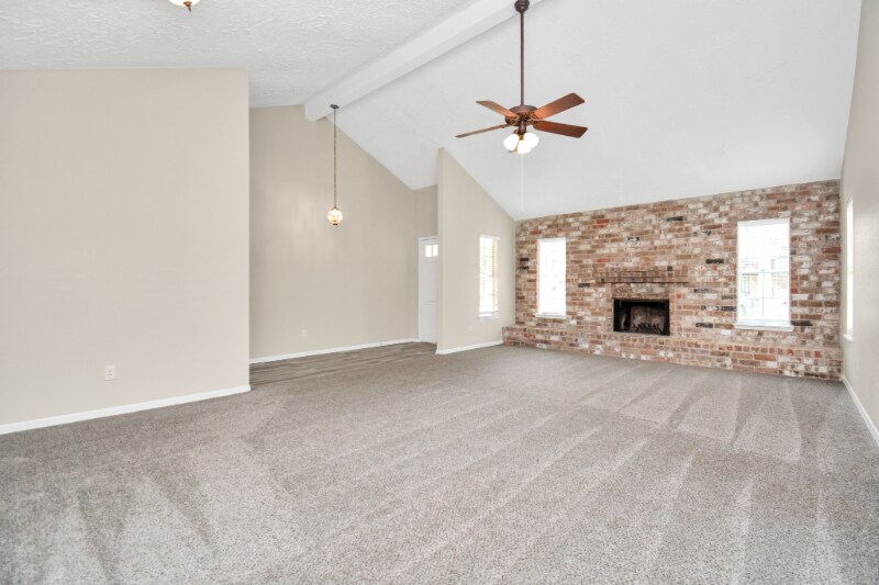 Building Photo - 22206 Elsinore Dr