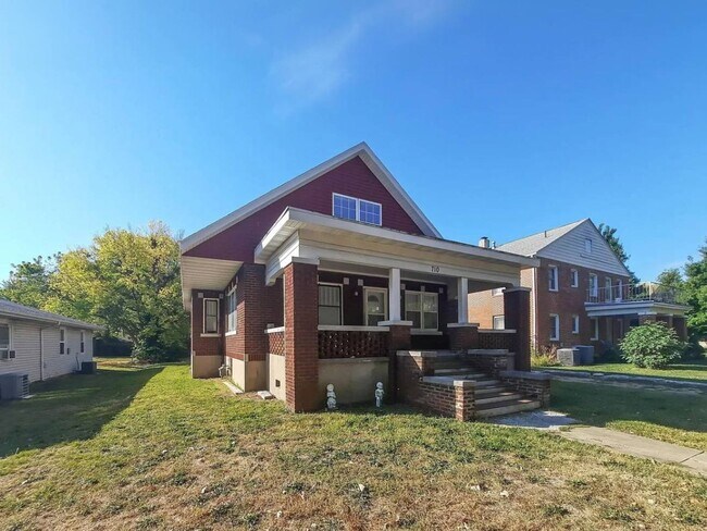 Building Photo - Spacious  5-Bedroom, 3-Bath Home in Midtown Springfield