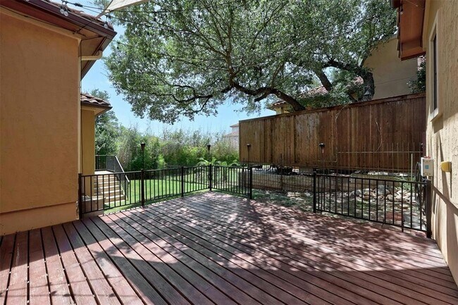 Building Photo - 2909 Pamella Ct