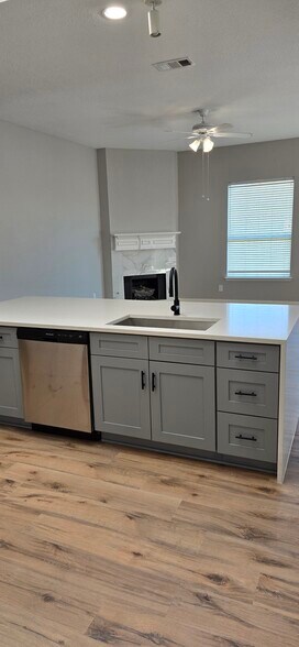 Building Photo - 10309 Fawn Meadow Ct