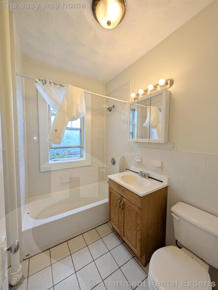 Building Photo - 155 Summer St