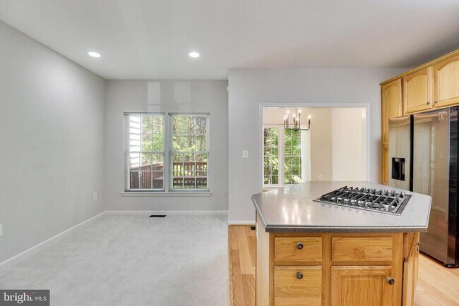 Building Photo - 4037 Fairfax Center Hunt Trail