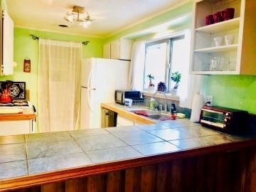 Kitchen w/gas range - 1209 Ashland Mine Rd
