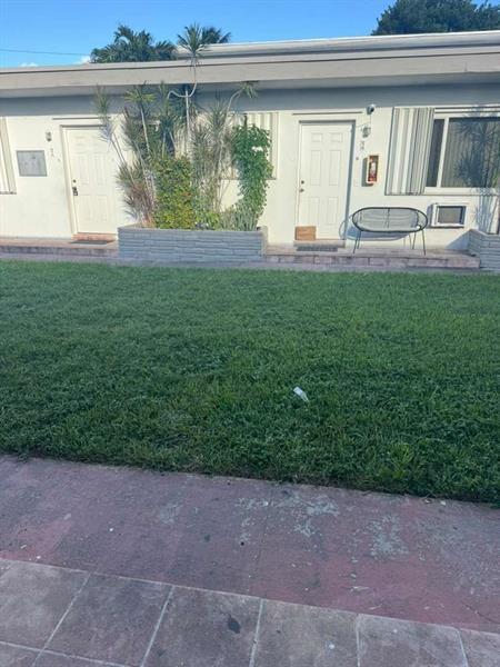 Building Photo - 750 83rd St