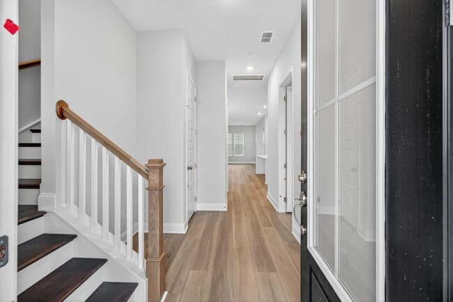 Building Photo - 174 Maritime Way
