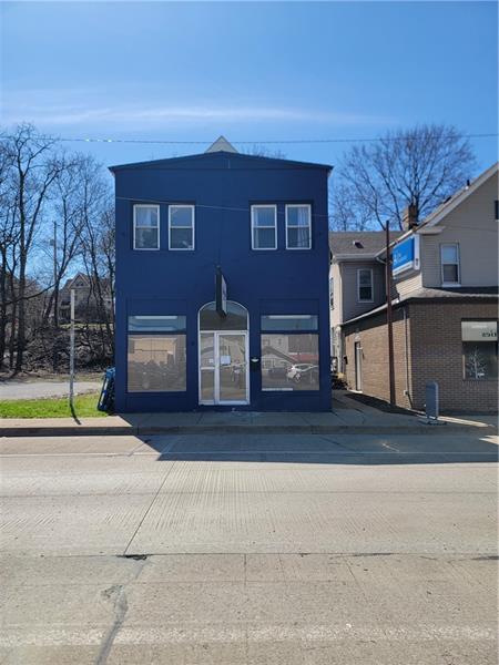Building Photo - 1110 5th Ave