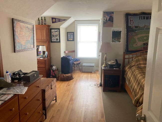 bedroom upstairs - 53 Curtis Ave